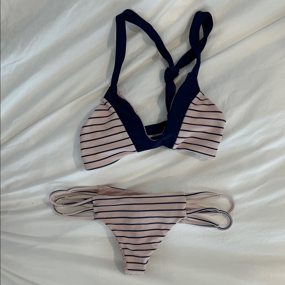 Acacia Bikini Set Stripes. Yelapa Top size Small + Maui Bottoms size Small